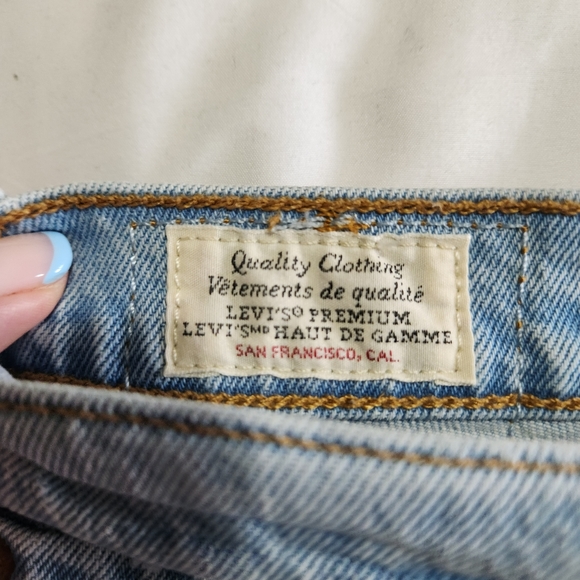 Levi's high rise blue jeans - Picture 6 of 6